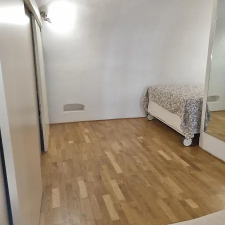 Picca House Apartman Bari